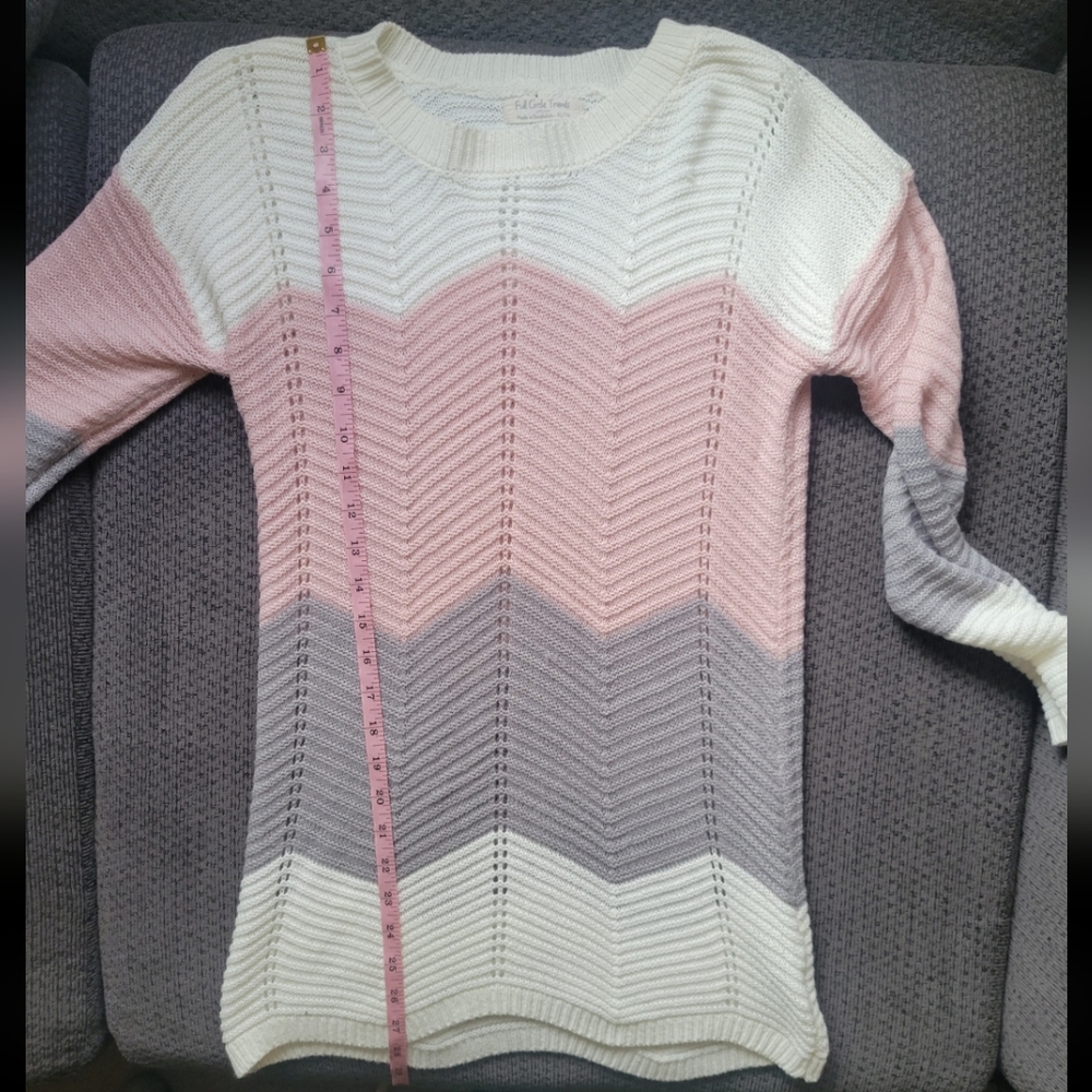 Girls Full Circle Trends Sweater Sz XL 16 - Picture 3 of 8